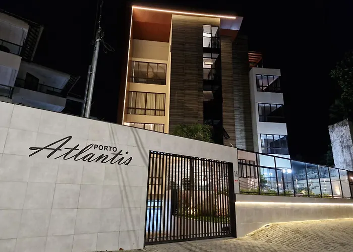 Flat com Piscina, Rooftop e Poucos Passos da Praia Porto de Galinhas